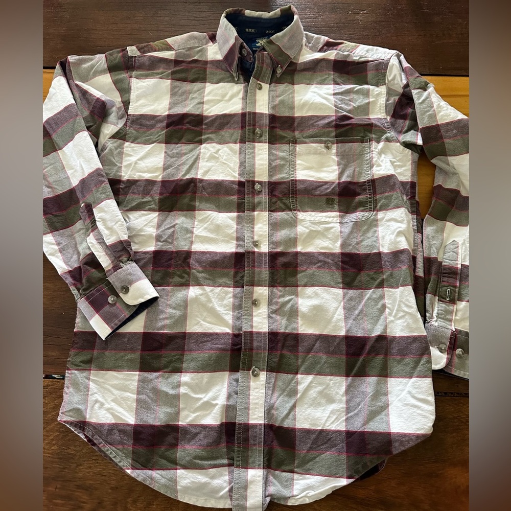 Men’s Medium Cream, Purple, Green Plaid Long Sleeve 20X Shirt by Wrangler